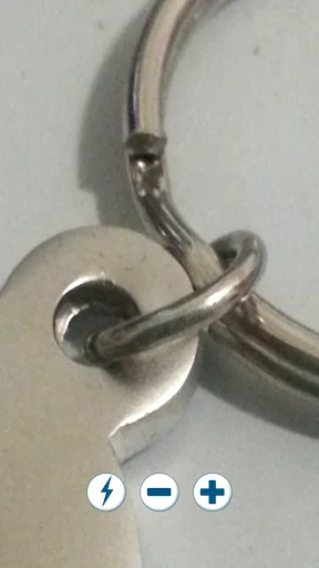 magnifying glass with light screenshot 2