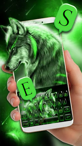 Green Wild Wolf Keyboard Theme screenshot 2