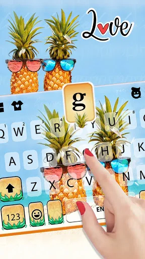 Holiday Pineapples Keyboard Ba screenshot 2