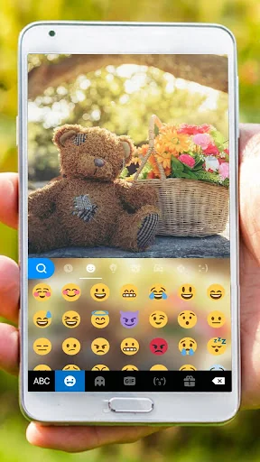 Sweet Bear Keyboard Theme screenshot 2