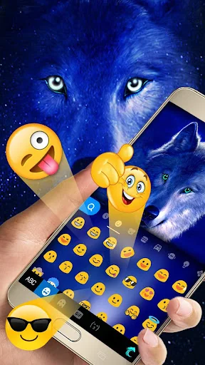 Wild Ice Wolf Keyboard Theme screenshot 3
