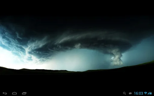 Tornado Live Wallpaper screenshot 4