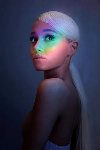 Ariana Grande Wallpapers screenshot 2