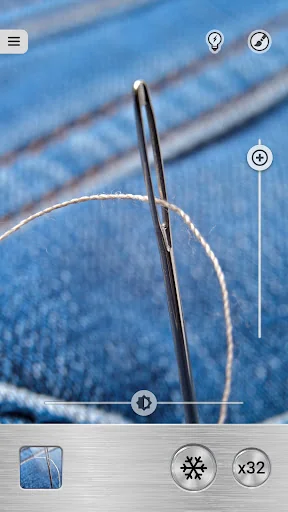 Magnifier Plus with Flashlight screenshot 4