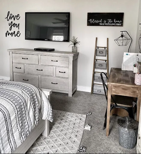 Farmhouse Bedroom